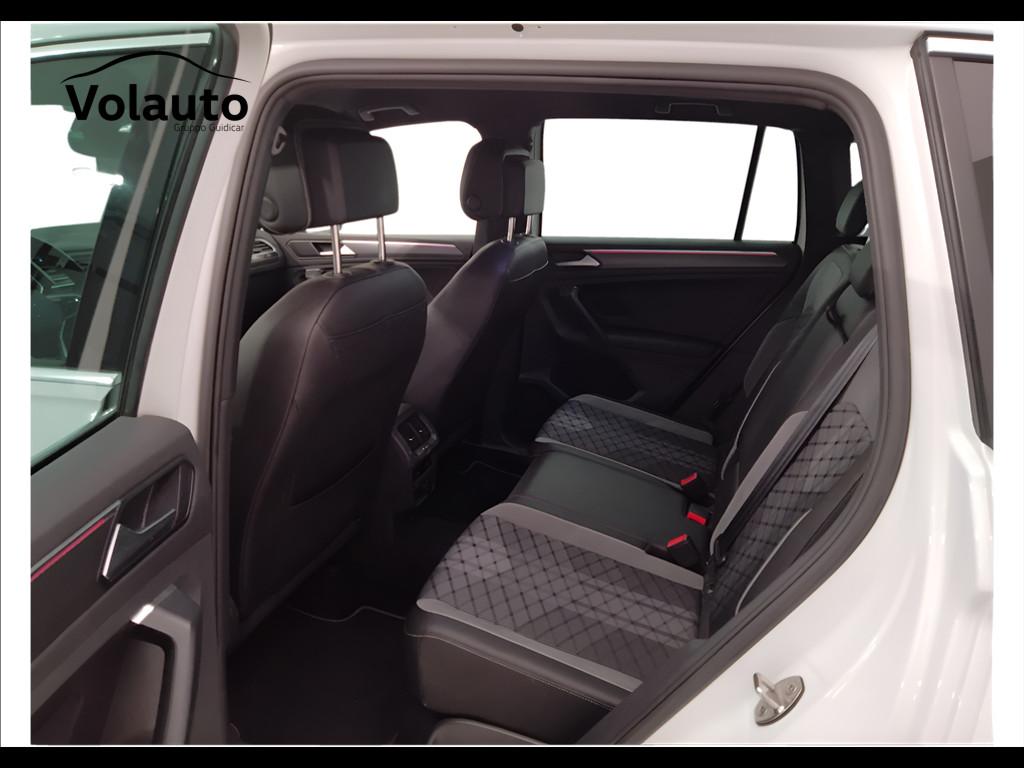 VOLKSWAGEN Tiguan II 2021 - Tiguan 2.0 tdi R-Line 4motion 150cv dsg