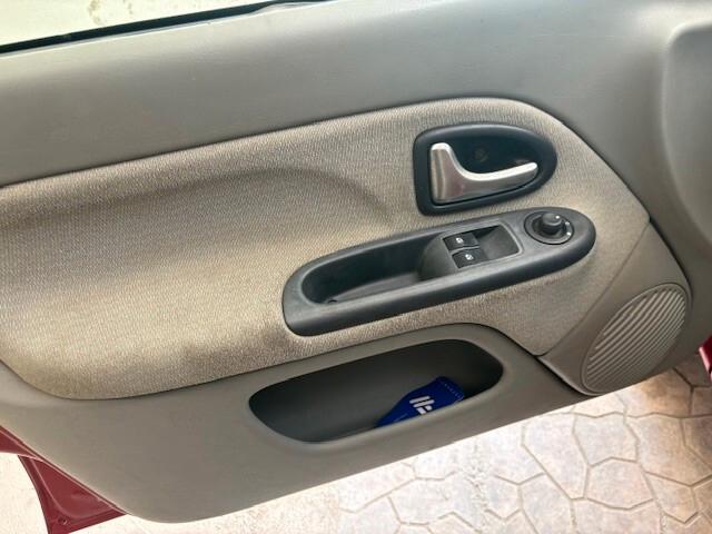 Renault Clio 1.5 dCi 82CV cat 5 porte Initiale
