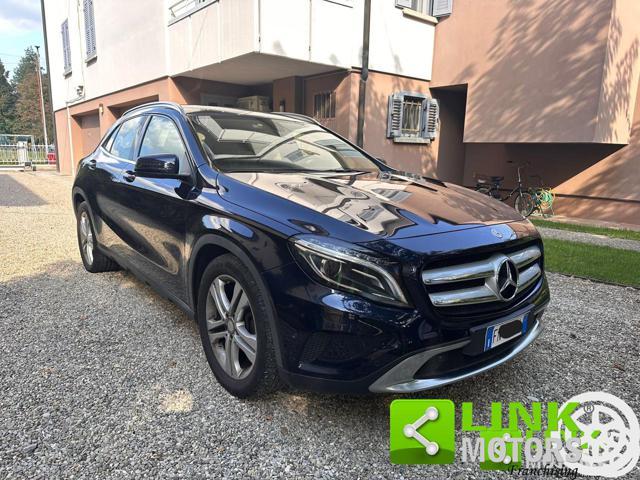 MERCEDES-BENZ GLA 180 D