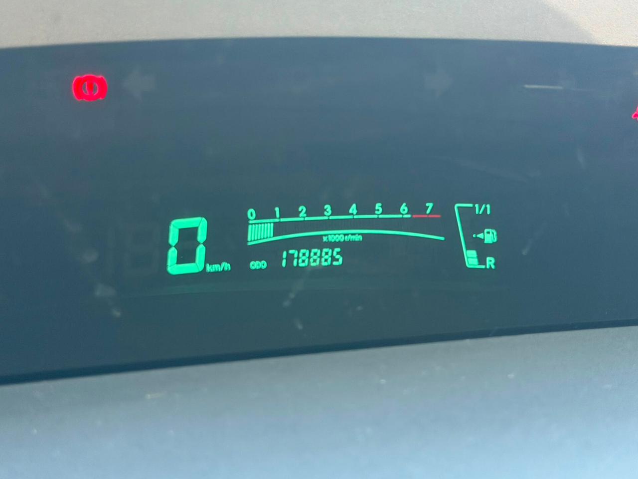 Toyota Yaris 1.0 5 porte Sol