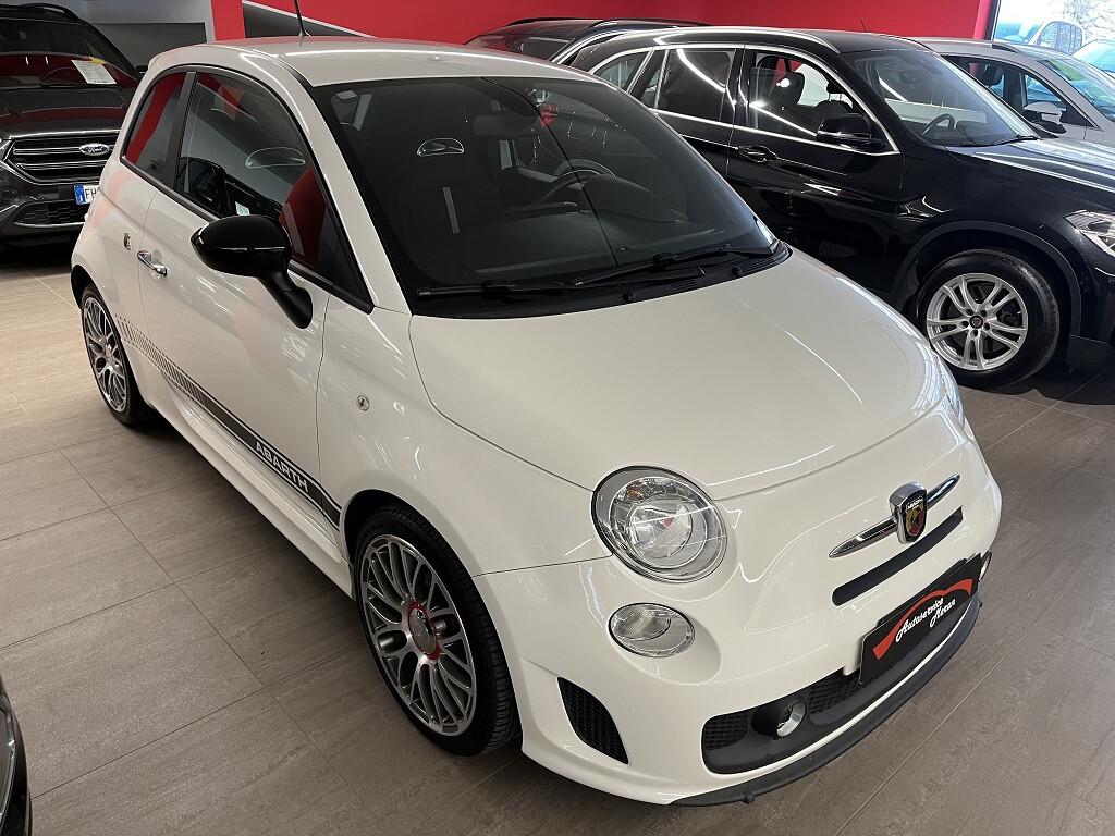 Abarth 500 1.4 Turbo 140CV