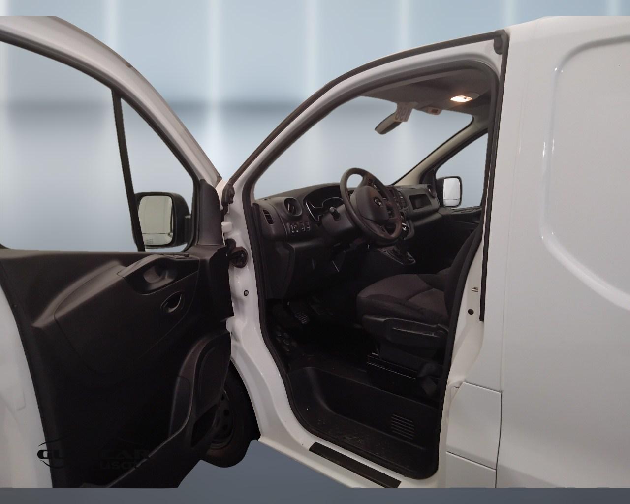 RENAULT Trafic IV 27 2019 - trafic T27 2.0 dci 120cv L1H1 Ice