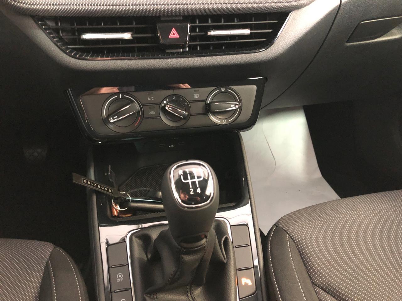 SKODA Fabia Young Edition 1,0 TSI 70 kW (95 CV) 5 marce - manuale