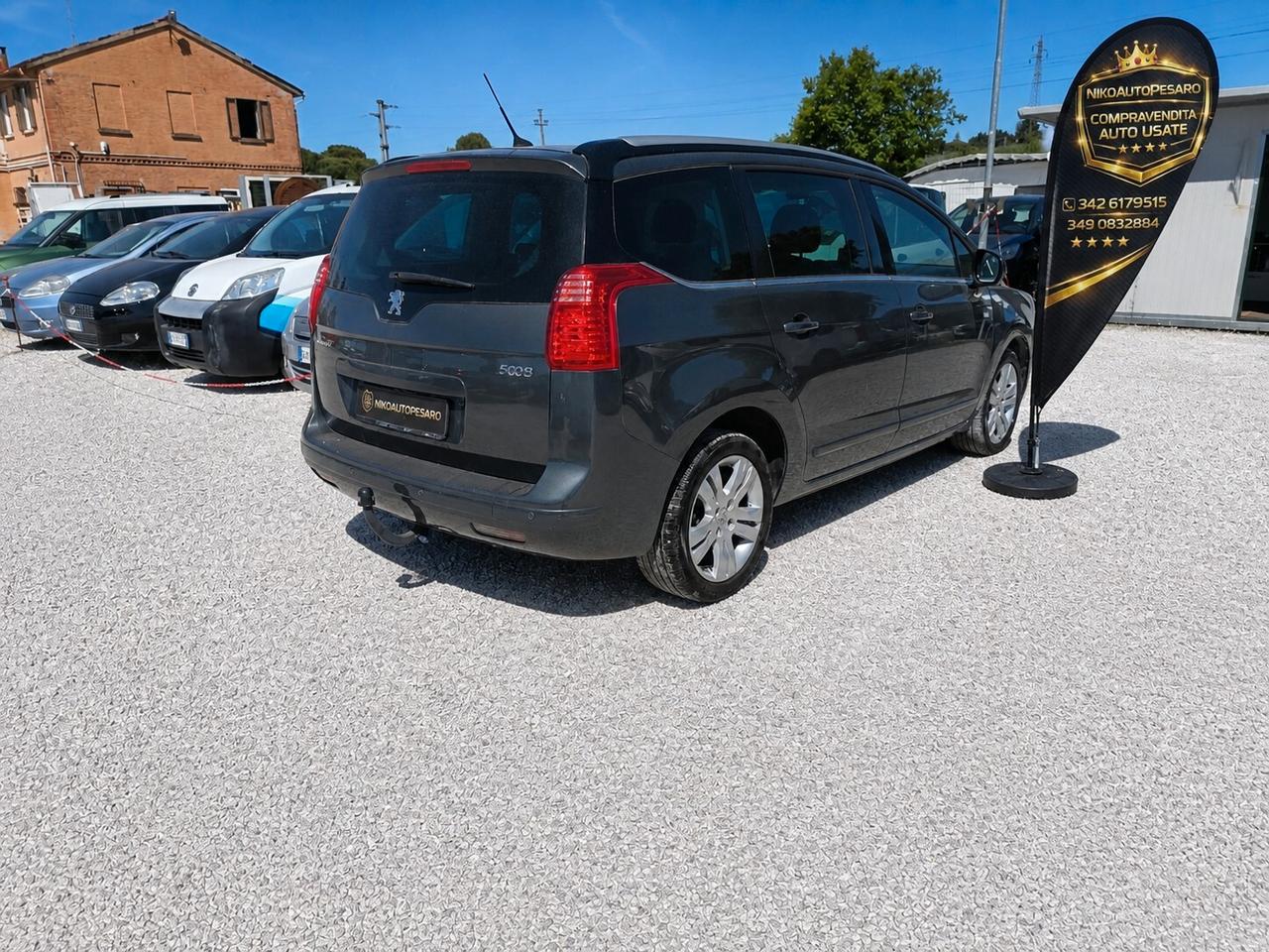 Peugeot 5008 2.0 HDi 150CV Business NAVI TETTO 5 POSTI GANCIO TRAINO HEAD-UP DISPlAY