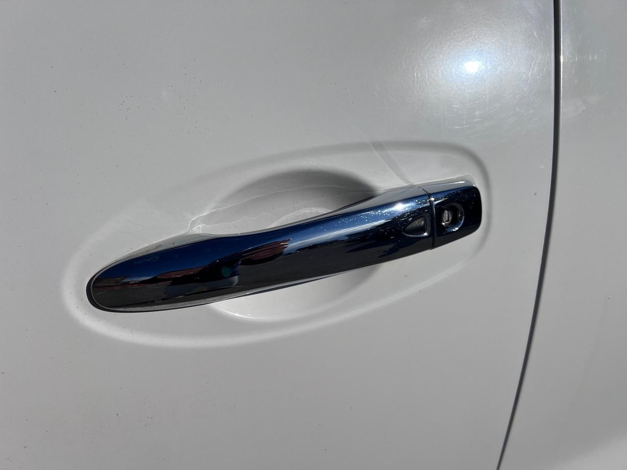 Nissan Navara 2.3 dCi 190 CV 7AT 4WD Double Cab N-Connecta