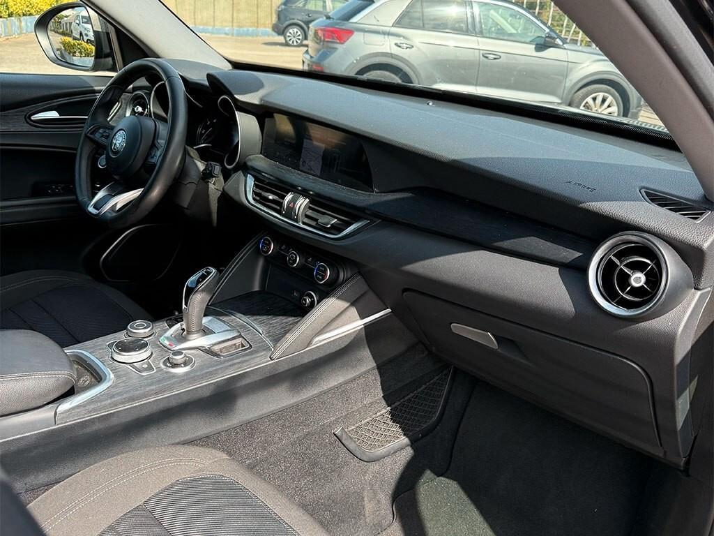 Alfa Romeo Stelvio 2.2 Turbodiesel 190 CV AT8 Q4 Business IN PROMO