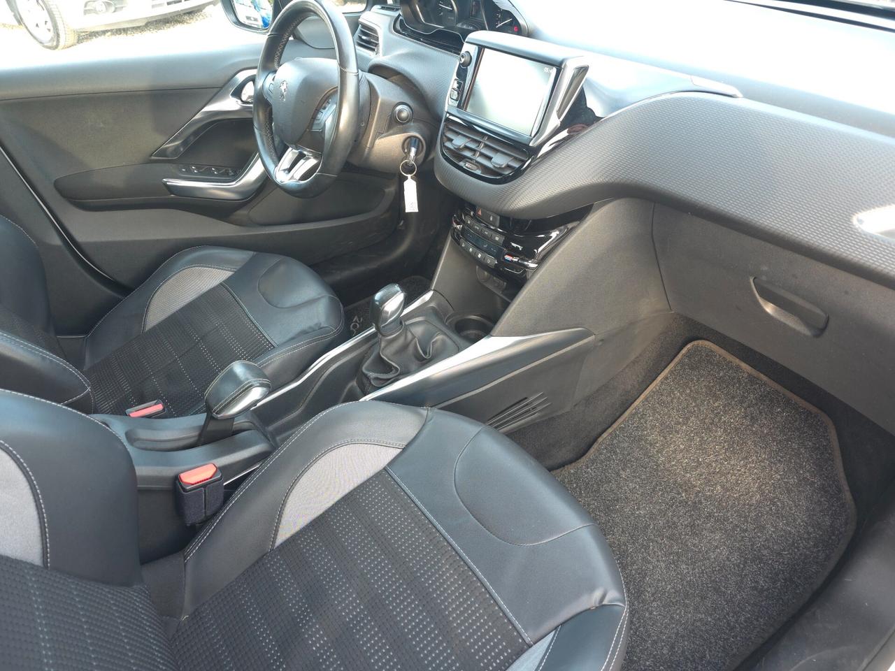 Peugeot 2008 PureTech 82 Allure