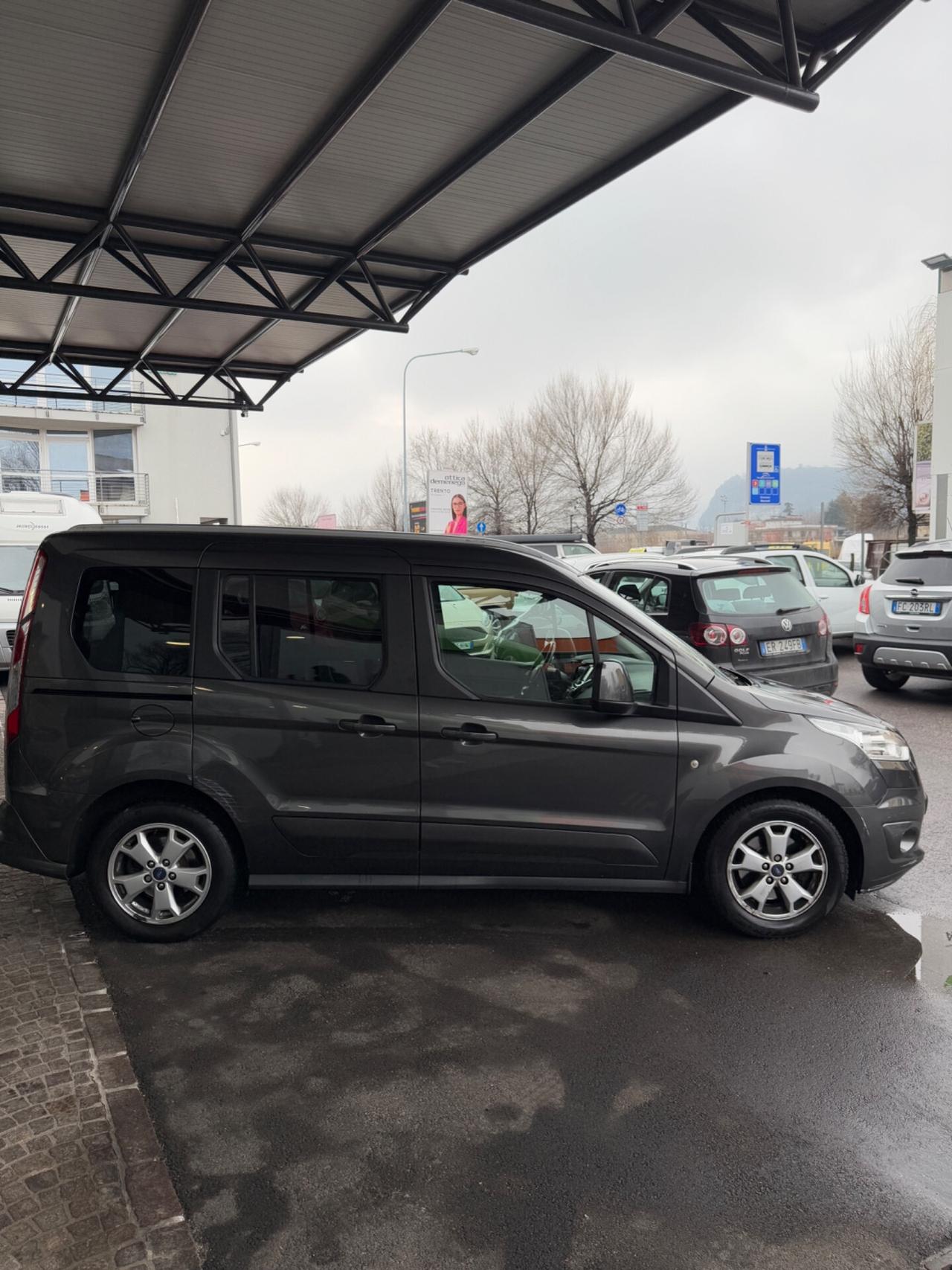 FORD TOURNEO CONNECT 1.5 TDCi 120cv TITANIUM