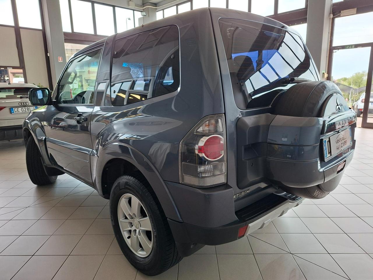 Mitsubishi Pajero 3.2 DI-D 16V 3p. Invite