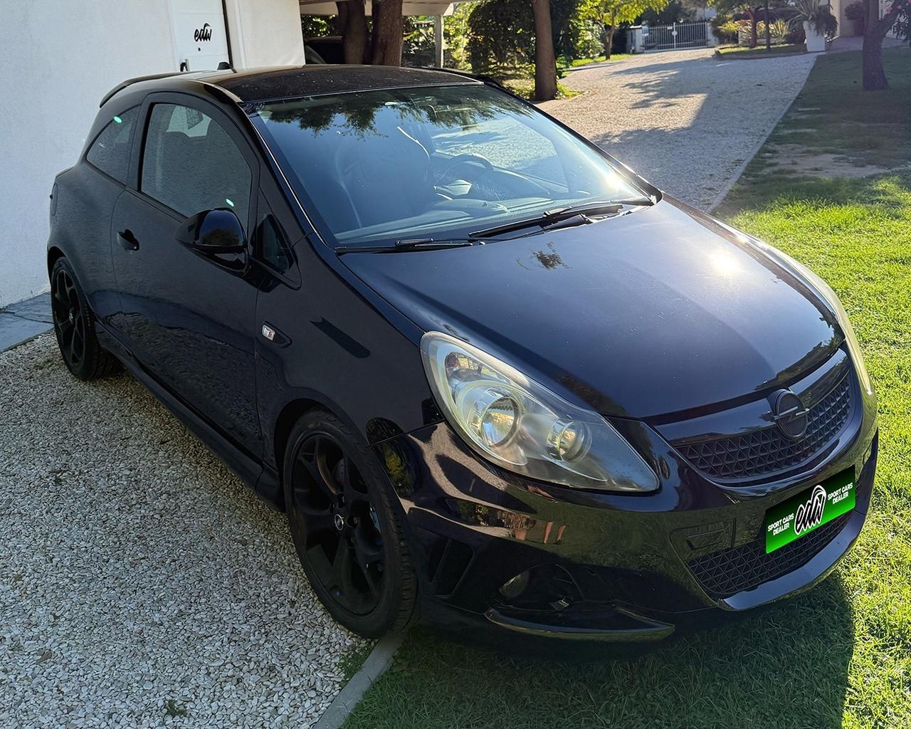 Opel Corsa 1.6 T 192CV 3 porte OPC