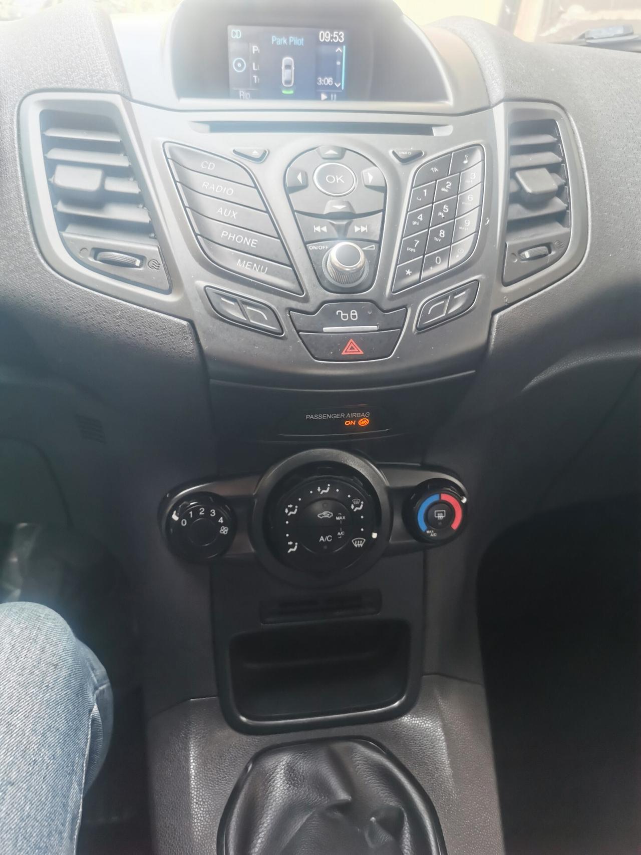 Ford Fiesta 1.5 TDCi 75CV 5 porte TITANIUM