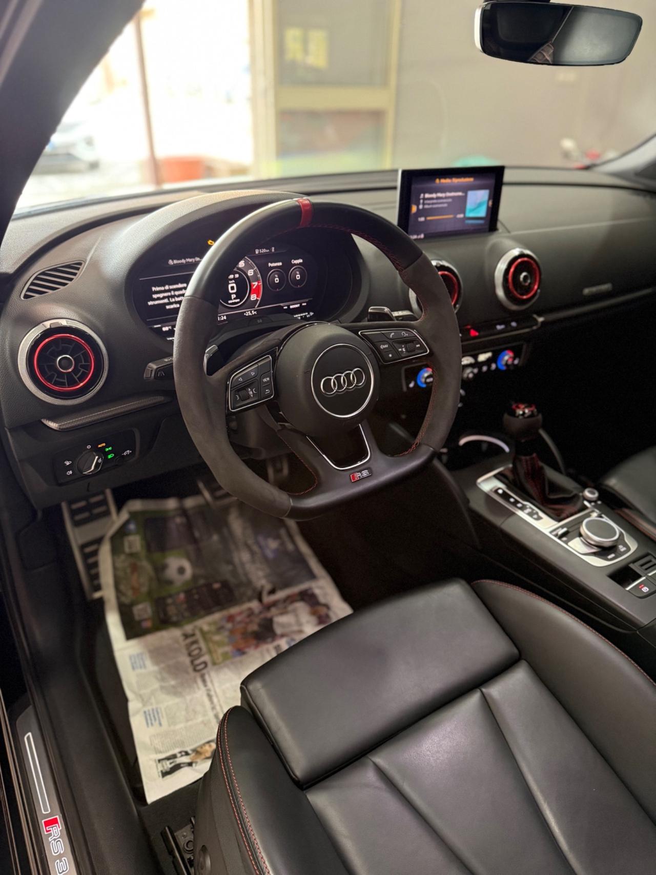 Audi A3 RS 3 SPB 2.5 TFSI quattro Total Black