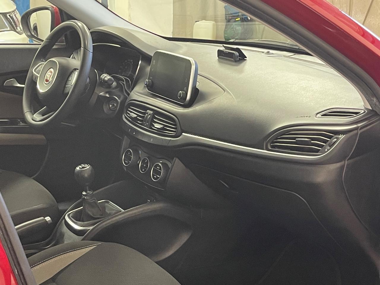 Fiat Tipo 1.6 Mjt S&S SW Lounge