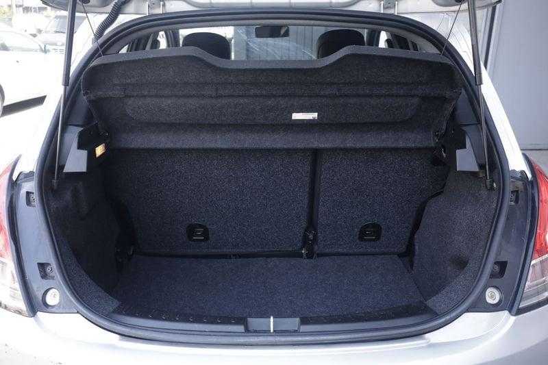 Lancia Ypsilon Lancia Ypsilon 1.2 69 CV 5 porte Platinum Unicoproprietario
