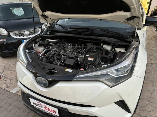 Toyota C-HR 1.8h Style 2wd e-cvt