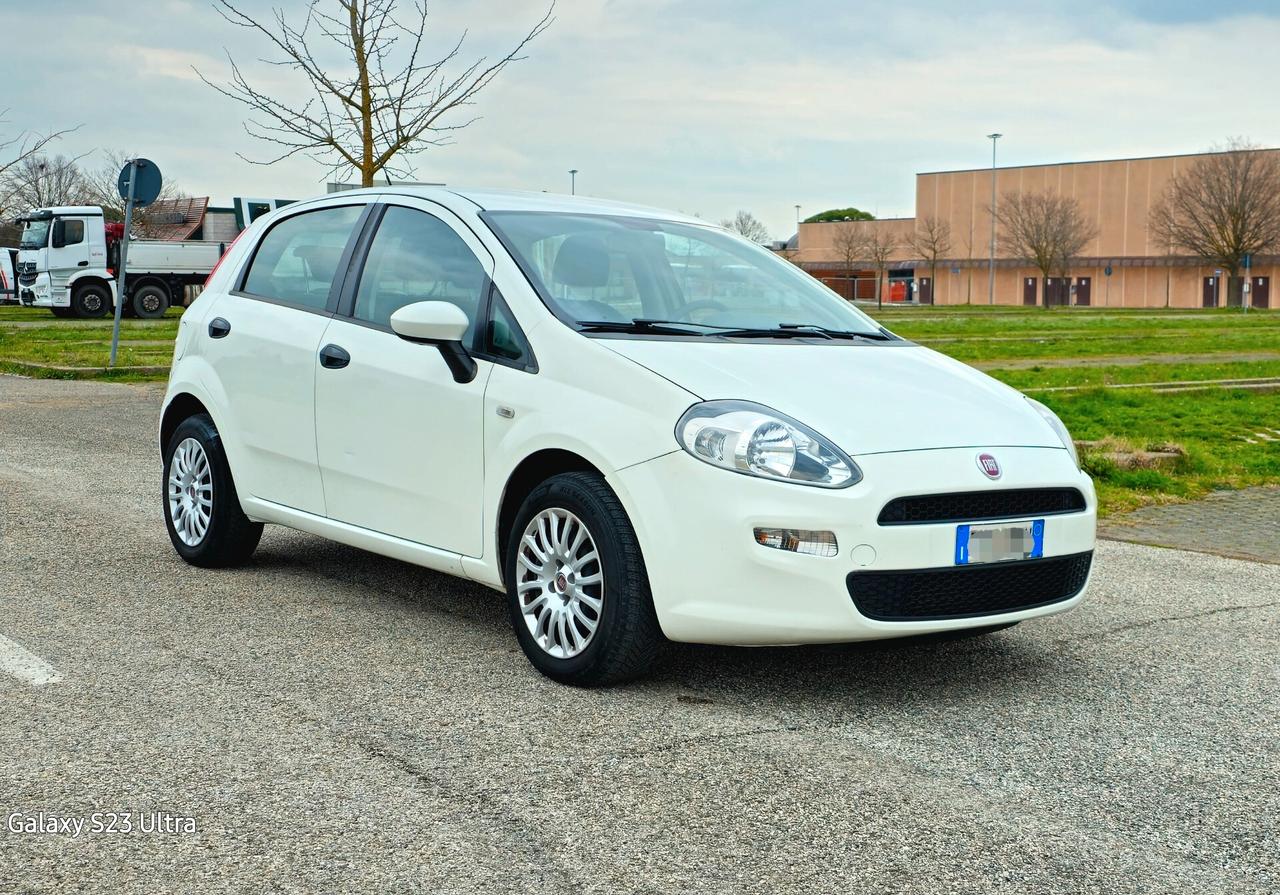 FIAT PUNTO 1.3 MULTIJET EURO 5 OK NEOPATENTATI GARANZIA 12 MESI