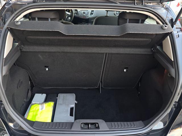 FORD Fiesta 1.5 TDCi 75CV 5 porte Titanium