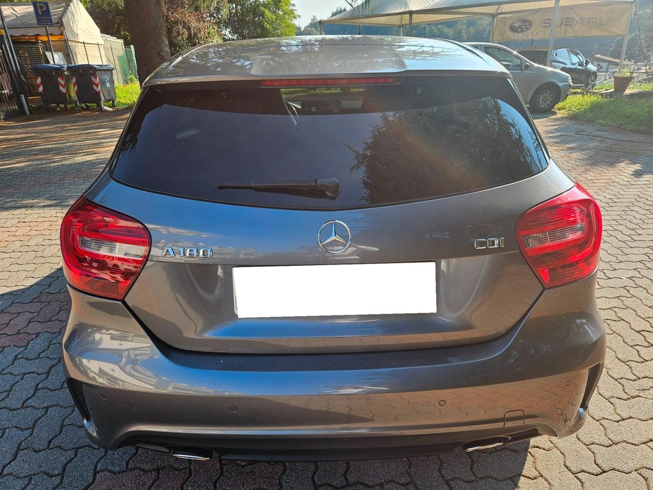 Mercedes-benz A 180 CDI Premium AMG INTERNO / ESTERNO