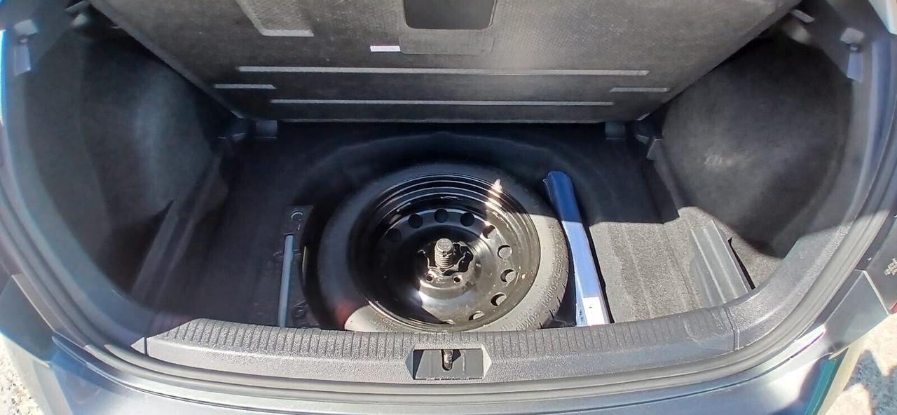 Volkswagen Golf 7.5 ° 1.6 TDI Executive - 2018