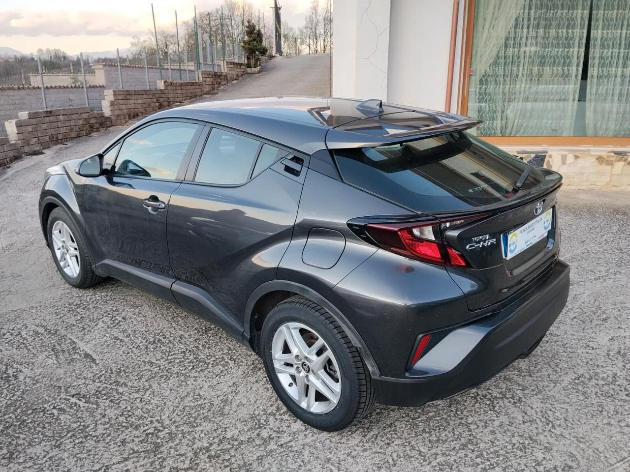 C-HR HYBRID: NO BUSTA PAGA R2B