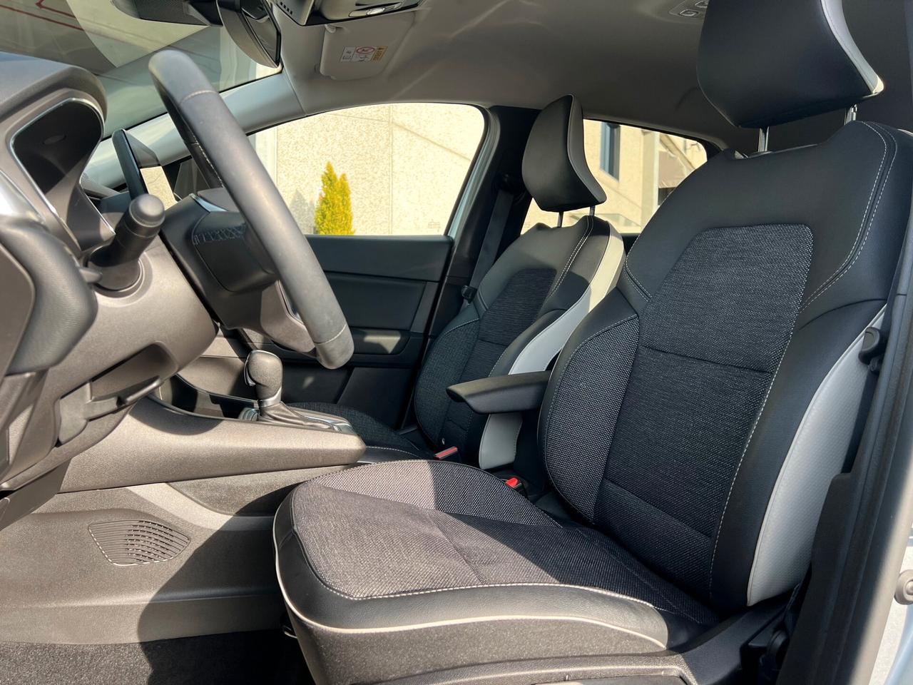 Renault Captur Full Hybrid E-Tech 145 CV Evolution BI COLORE