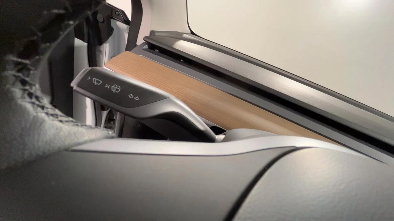 Tesla Model 3 Model 3 RWD