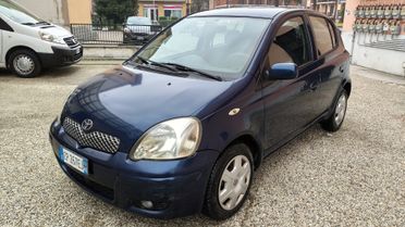 Toyota Yaris 1.3i 16V 5p Sol