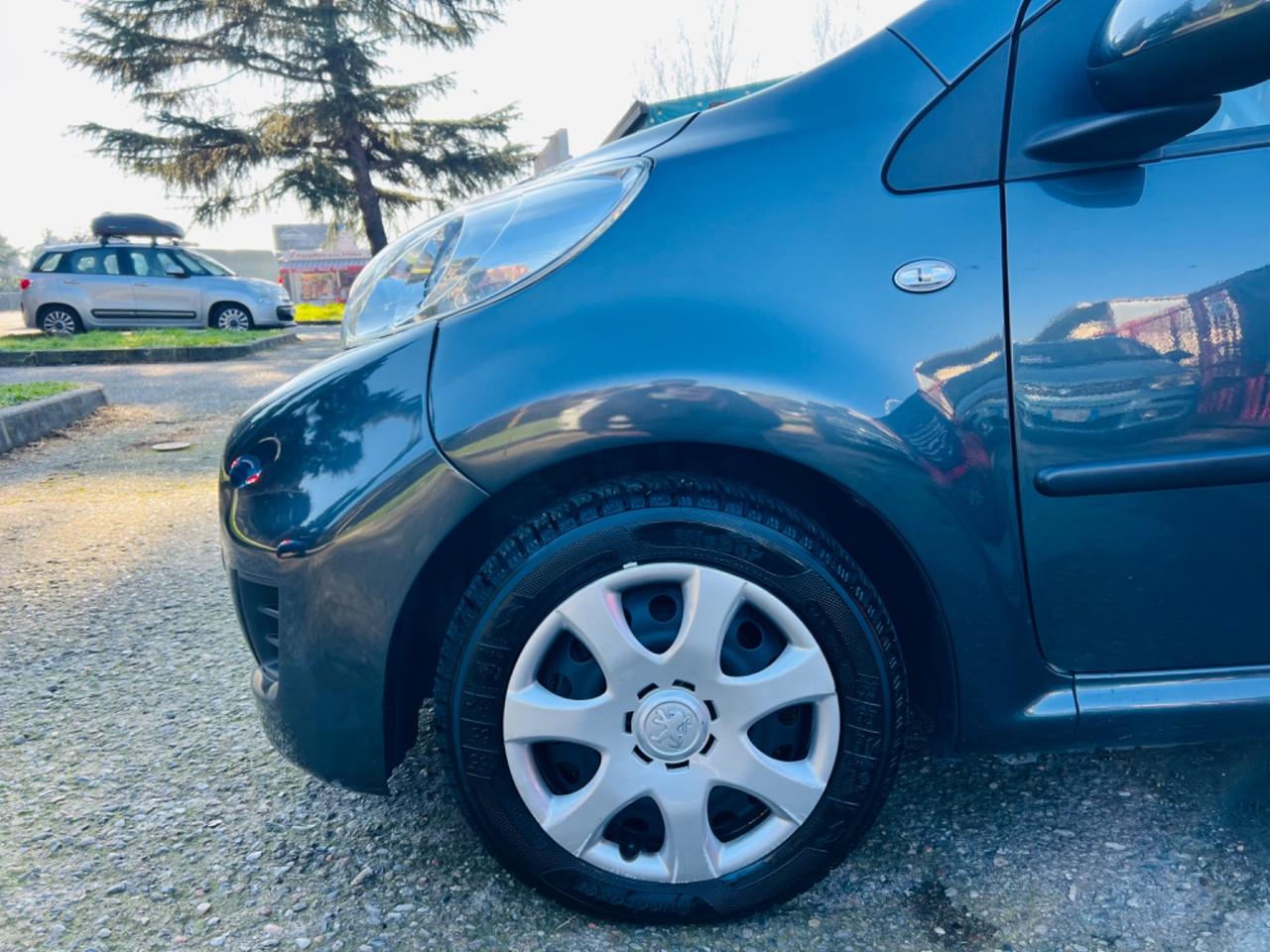 Peugeot 107 1.0 68CV 5p. Sweet Years