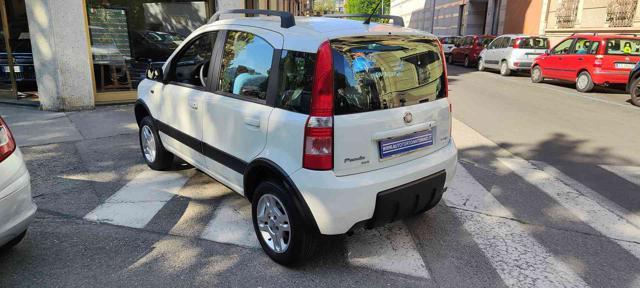 FIAT Panda 1.3 MJT 16V 4x4 Climbing