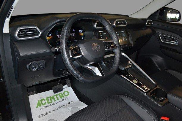 MG ZS - HYBRID + LUX