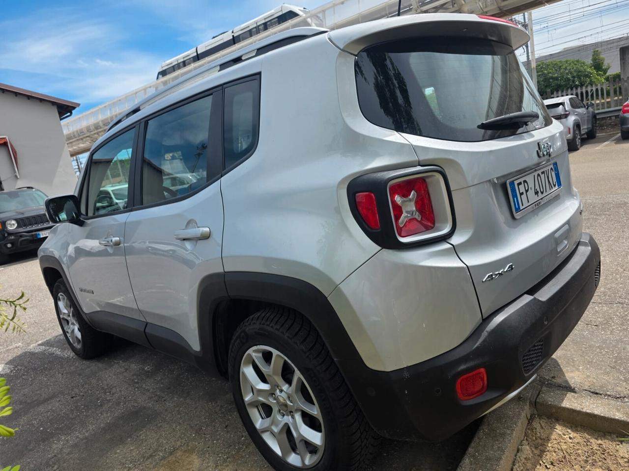 Jeep Renegade 2.0 Mjt 140CV 4WD automatico full