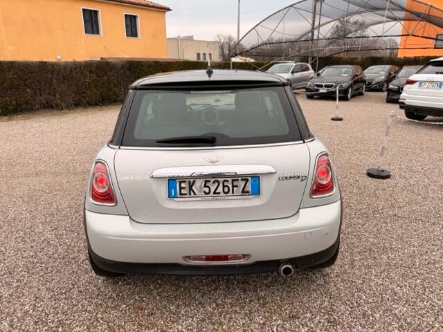 Mini Cooper D 1.6 112 CV