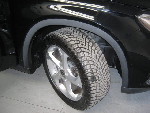 MERCEDES-BENZ GLA 200 d Automatic Sport
