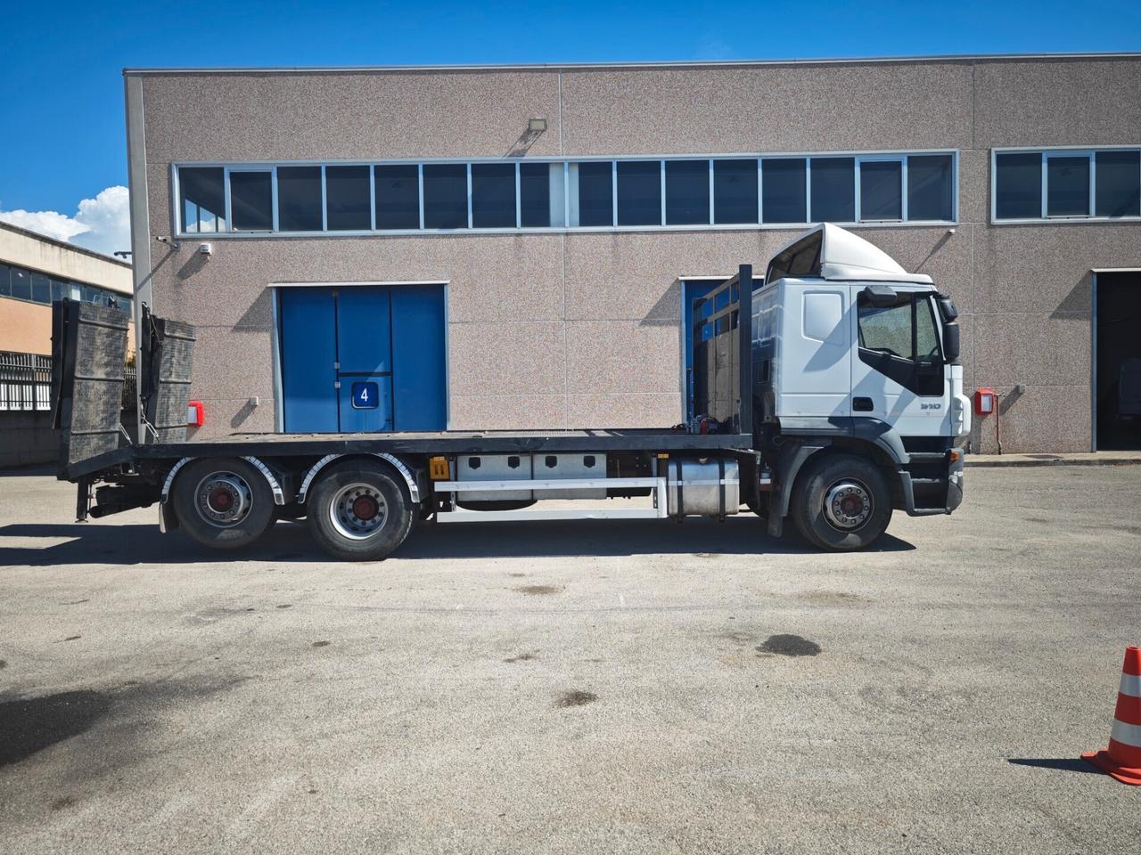 Carrellone Iveco Stralis 310 Magirus A260S/80