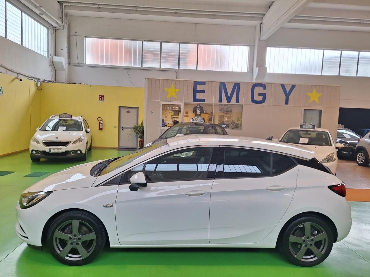 Opel Astra 1.4b. Turbo 150CV 5 porte