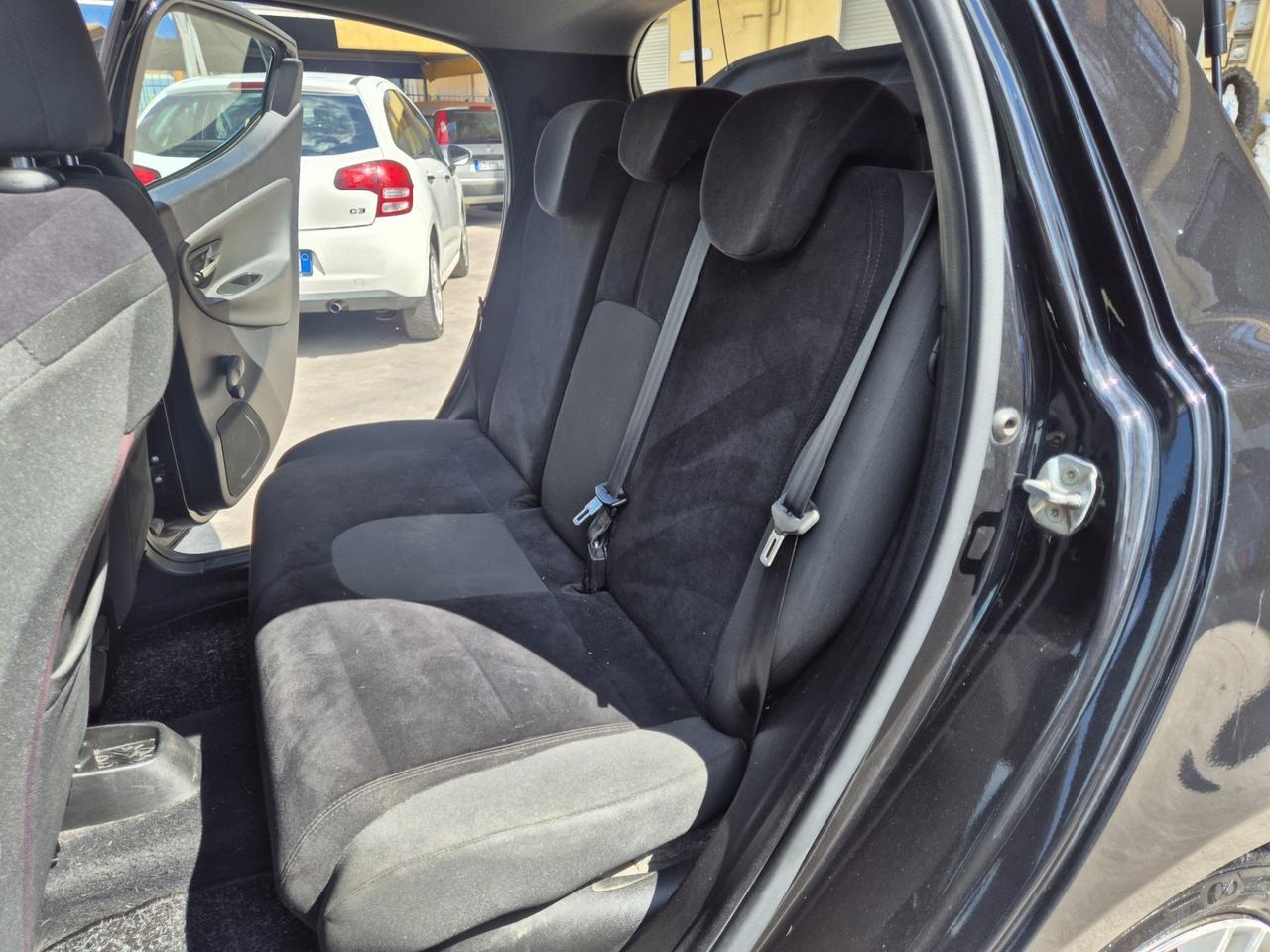 Lancia Ypsilon 1.2 69 CV 5 porte S&S Silver