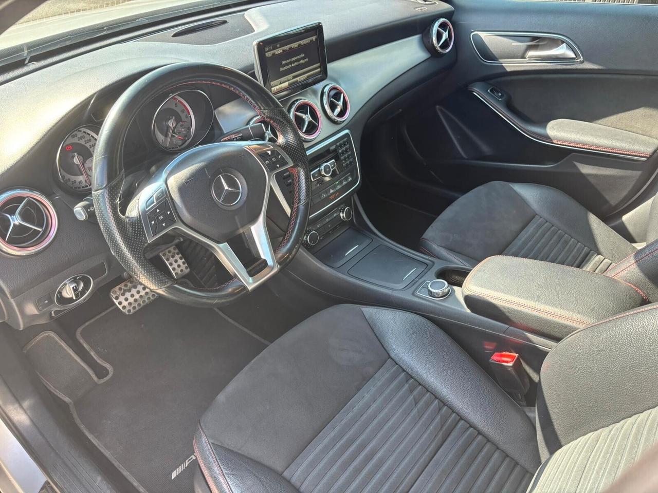 Mercedes-benz GLA 200 GLA 200 CDI Automatic 4Matic Premium " AMG"