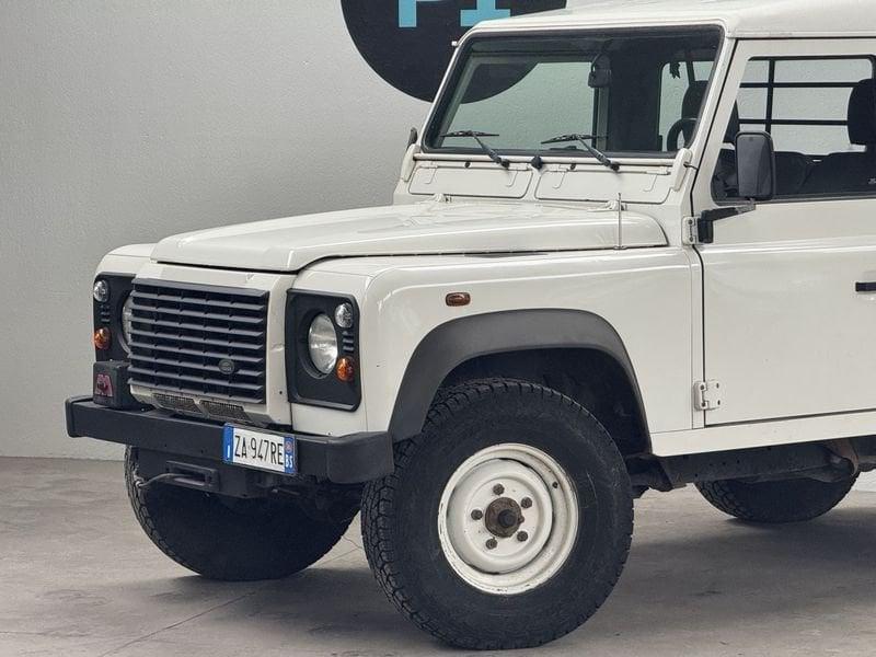 Land Rover Defender 90 TD5 Autocarro 3 Posti C/CLIMA Verricello Omologato Gancio Traino