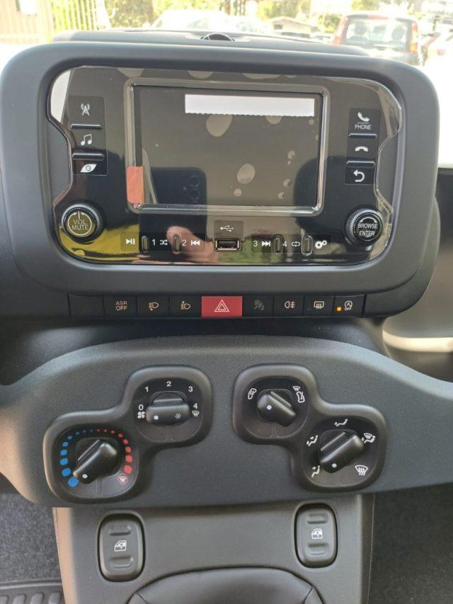 FIAT New Panda 1000 HYBRID 70 CV PACK CITY STEREO USB ITALIA