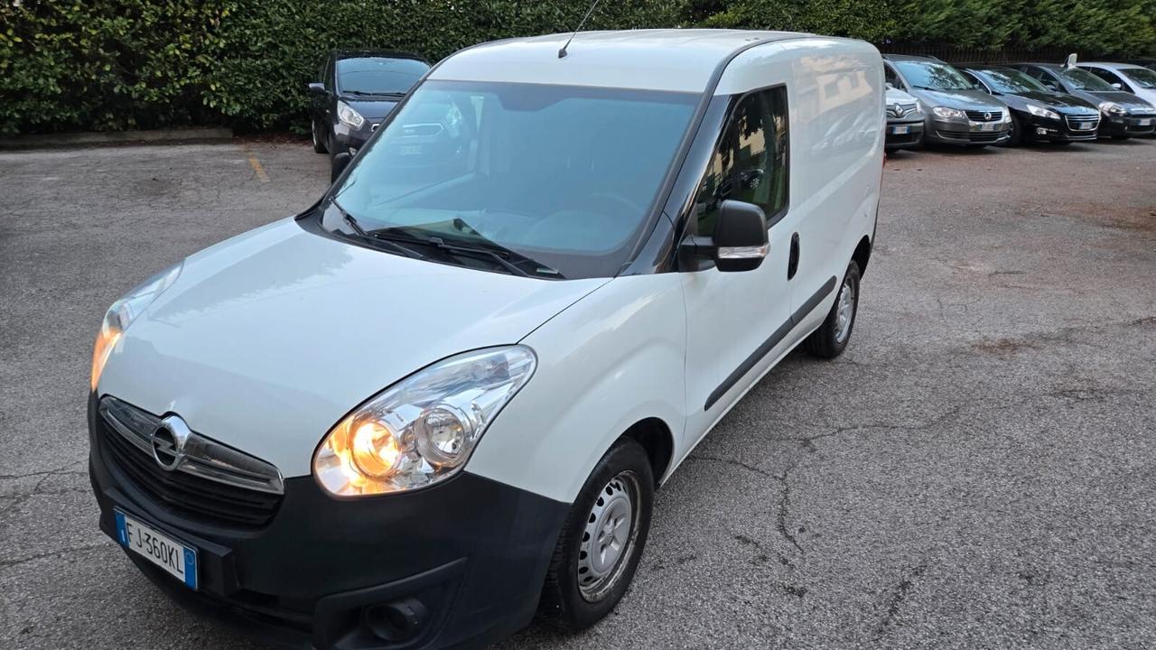 Opel Combo 1.6 CDTI 105CV Van (1000kg)Diesel E6