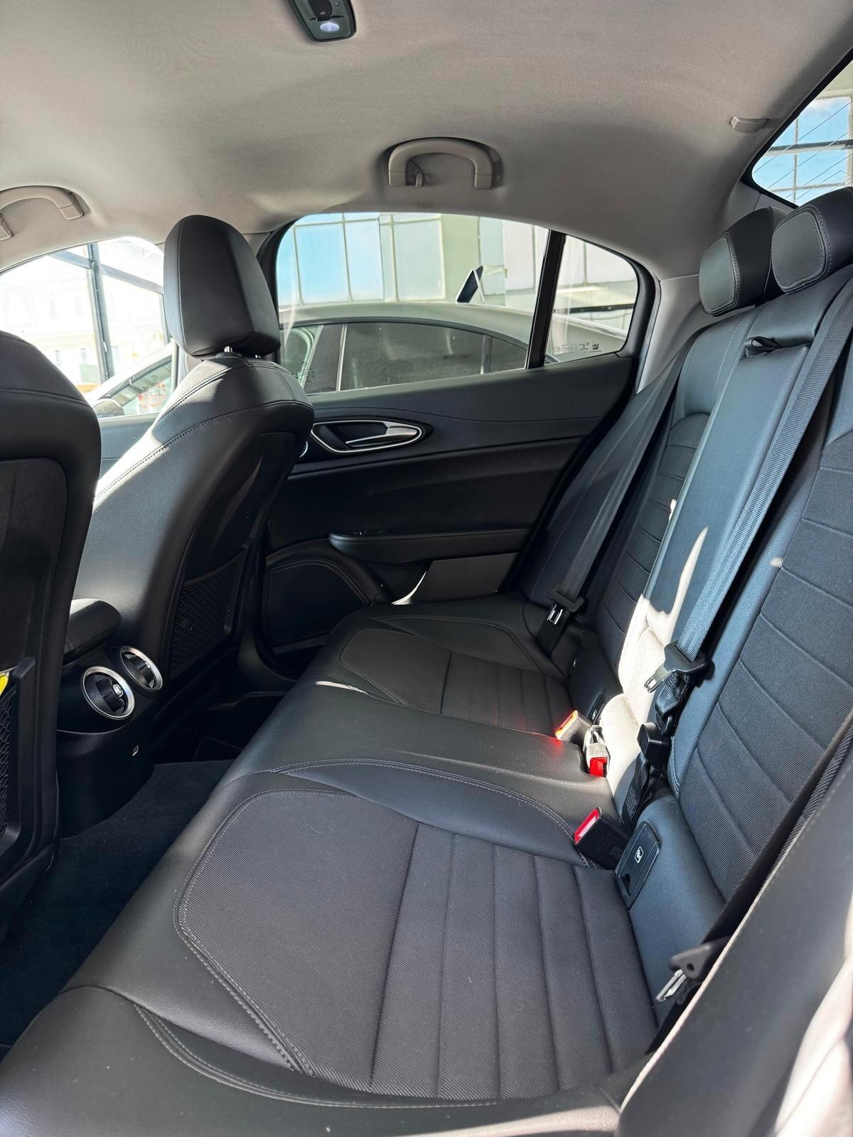 Alfa Romeo Giulia 2.2 Turbodiesel 180 CV AT8 Super