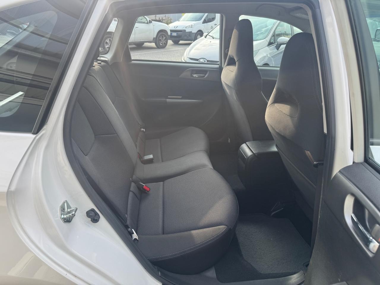 Subaru Impreza 2.0D Sport Dynamic FRIZIONE NUOVA