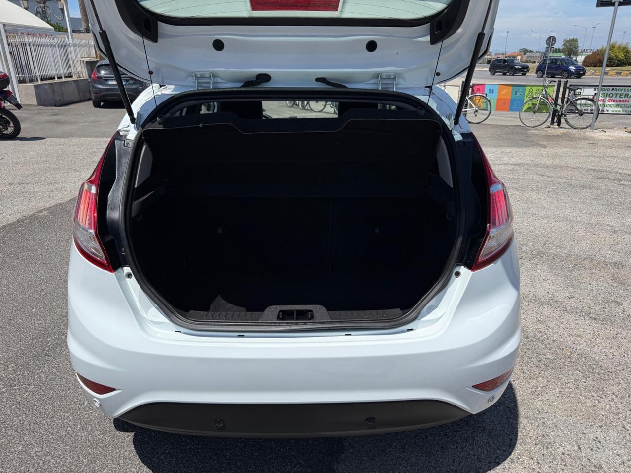 Ford Fiesta 1.4 GPL Titanium