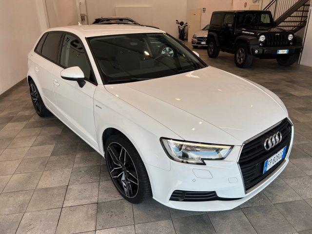 AUDI A3 SPB 1.4 TFSI S tronic g-tron Design