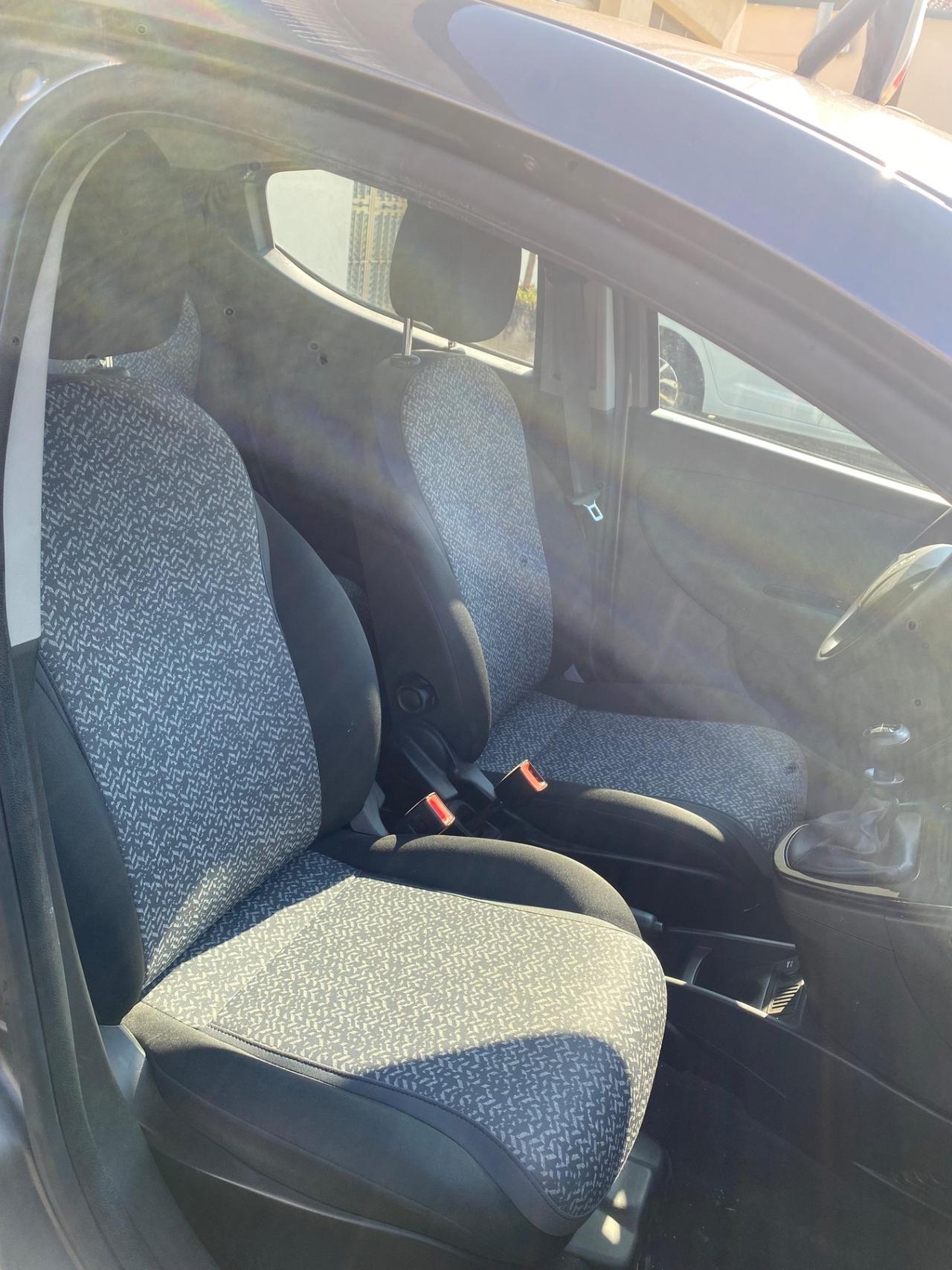Lancia Ypsilon 1.0 FireFly 5 porte S&S Hybrid Silver Plus