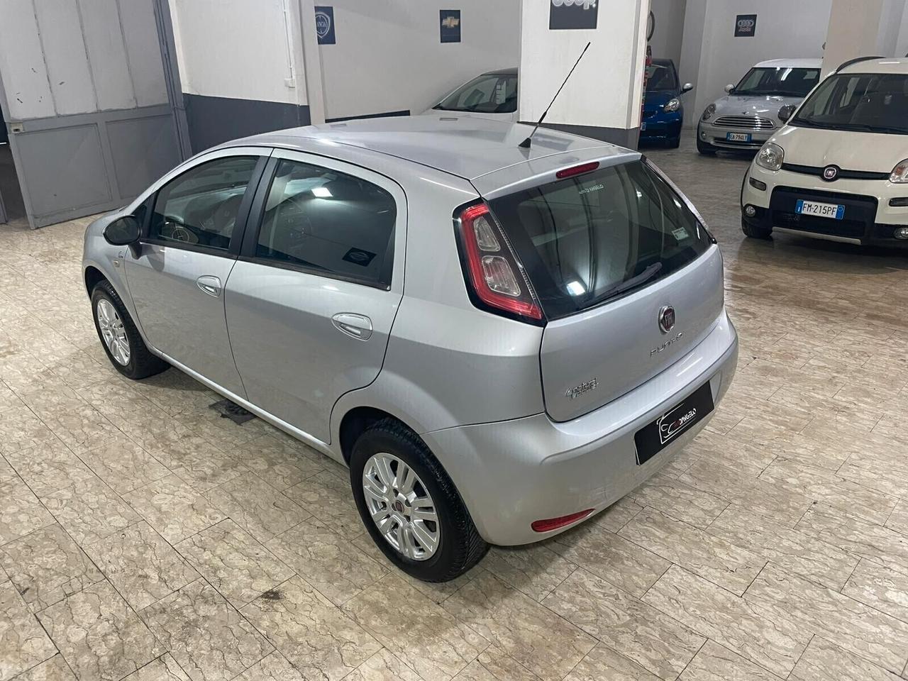 Fiat Punto 1.4 8V 5 porte Natural Power Virgin Radio