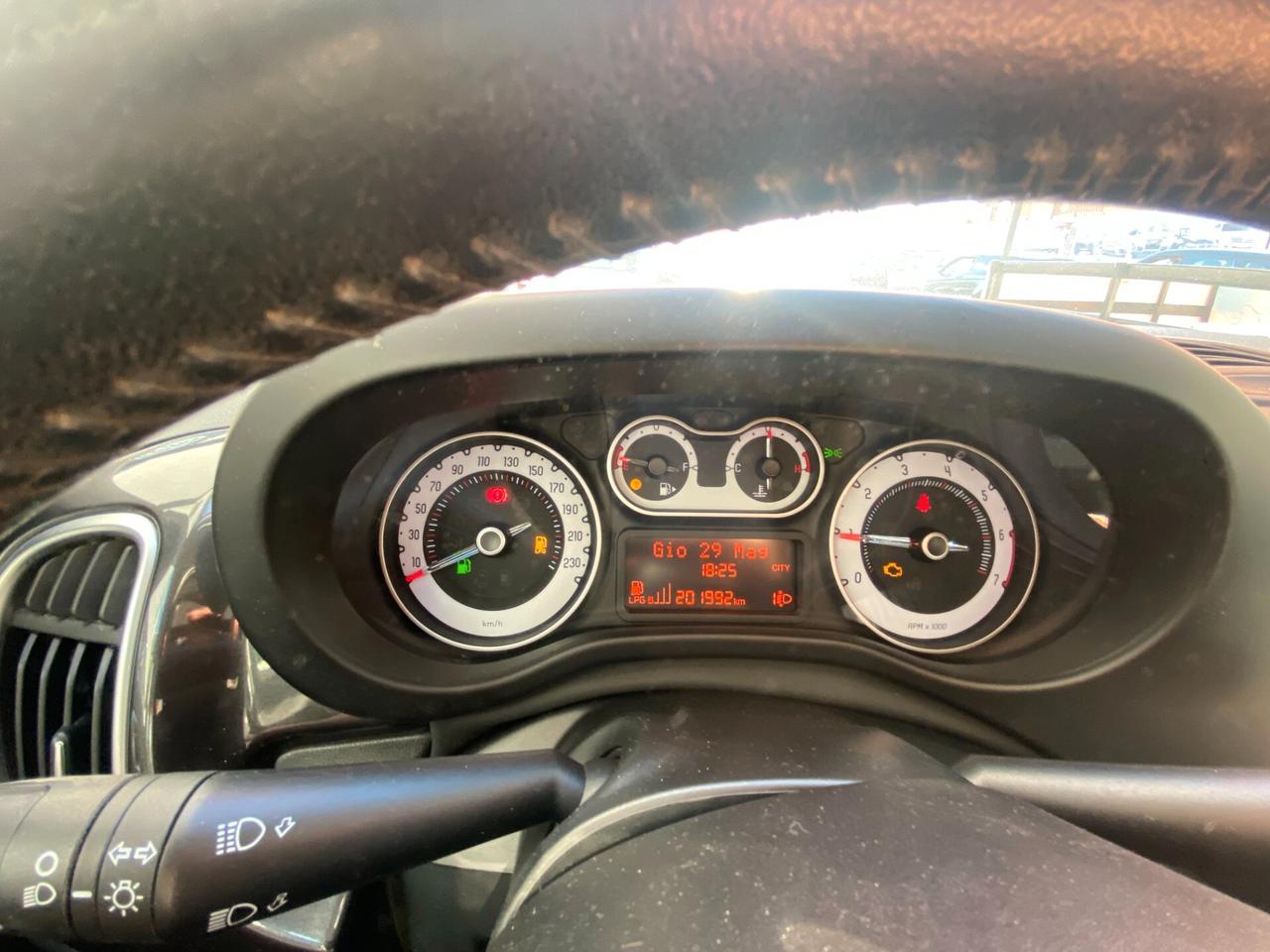Fiat 500L 2017 1.4 GPL LOUNGE
