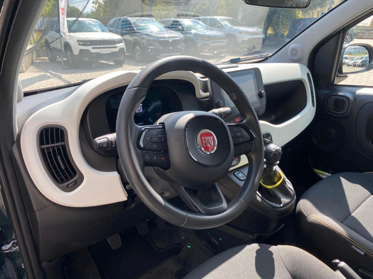 Fiat Panda Cross Panda 1.0 firefly hybrid Cross s&s 70cv 5p.ti