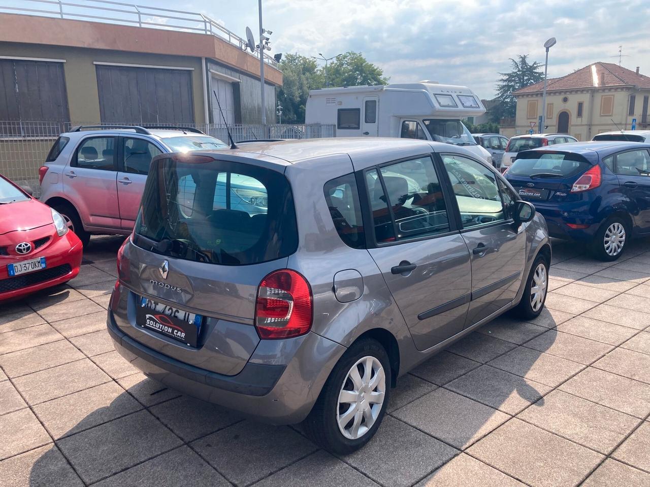 Renault Modus Grand 1.2 16V Dynamique