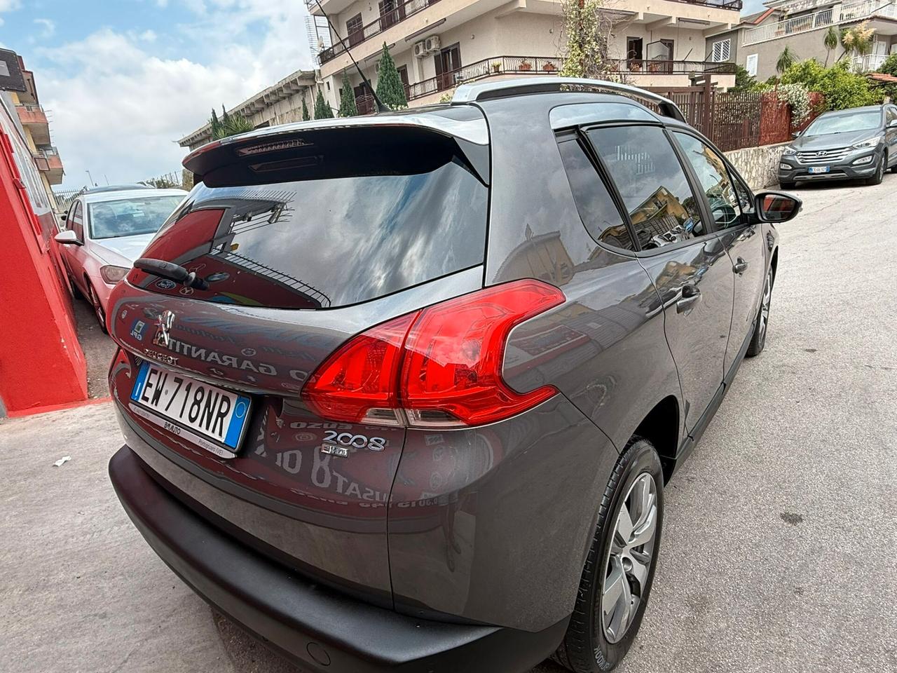 Peugeot 2008 1.6 e-HDi 92cv Urban Cross - 2014